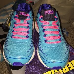 Brand NEW Fila shoes, Energized with memory foam